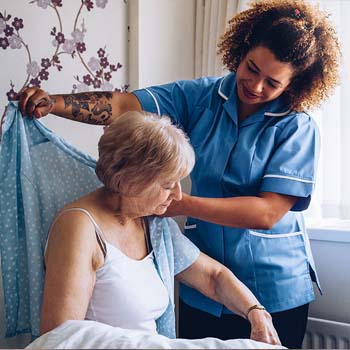 elderly care – CAREDOM quality care – person centred care elderly care - CAREDOM quality care - person centred care